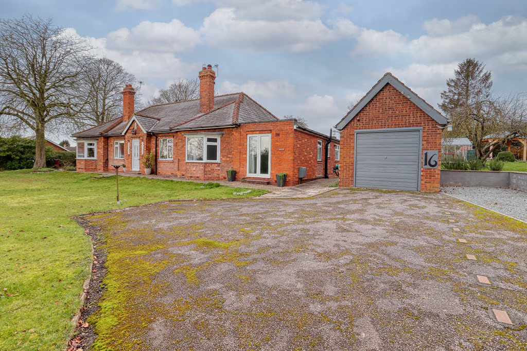 Manor Road, Scunthorpe
